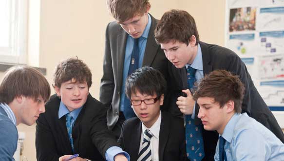 华岳留学—英国中小学本科研究生留学