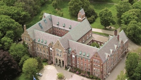 EF 英孚美国萨福克大学直通车课程招生简章