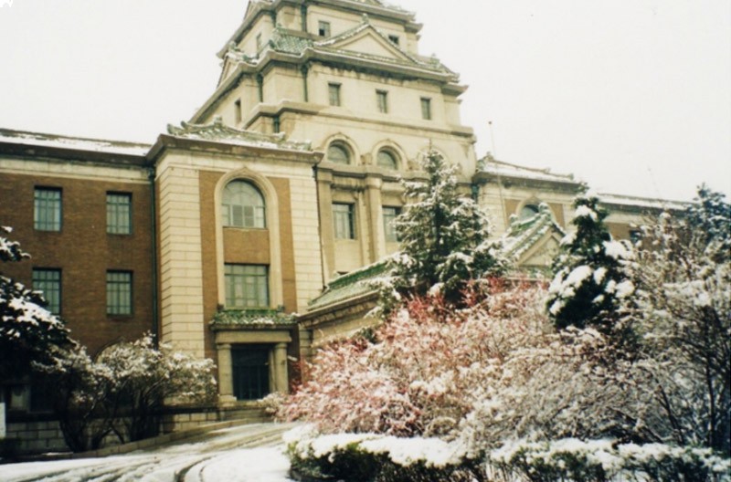 校園環(huán)境