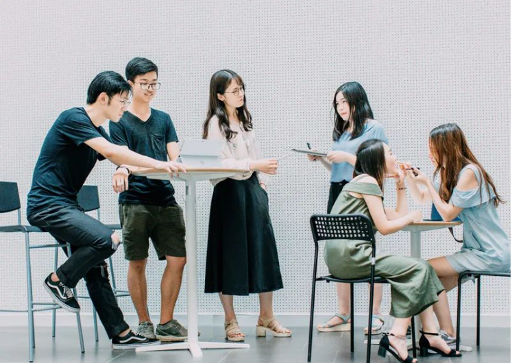 英国留学指南：是先选专业还是先选学校？
