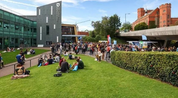 pick留学生数量TOP20的英国大学！